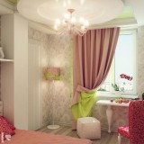 Draperie cu doua fete vernil si roz somon intr-un dormitor mic elegant